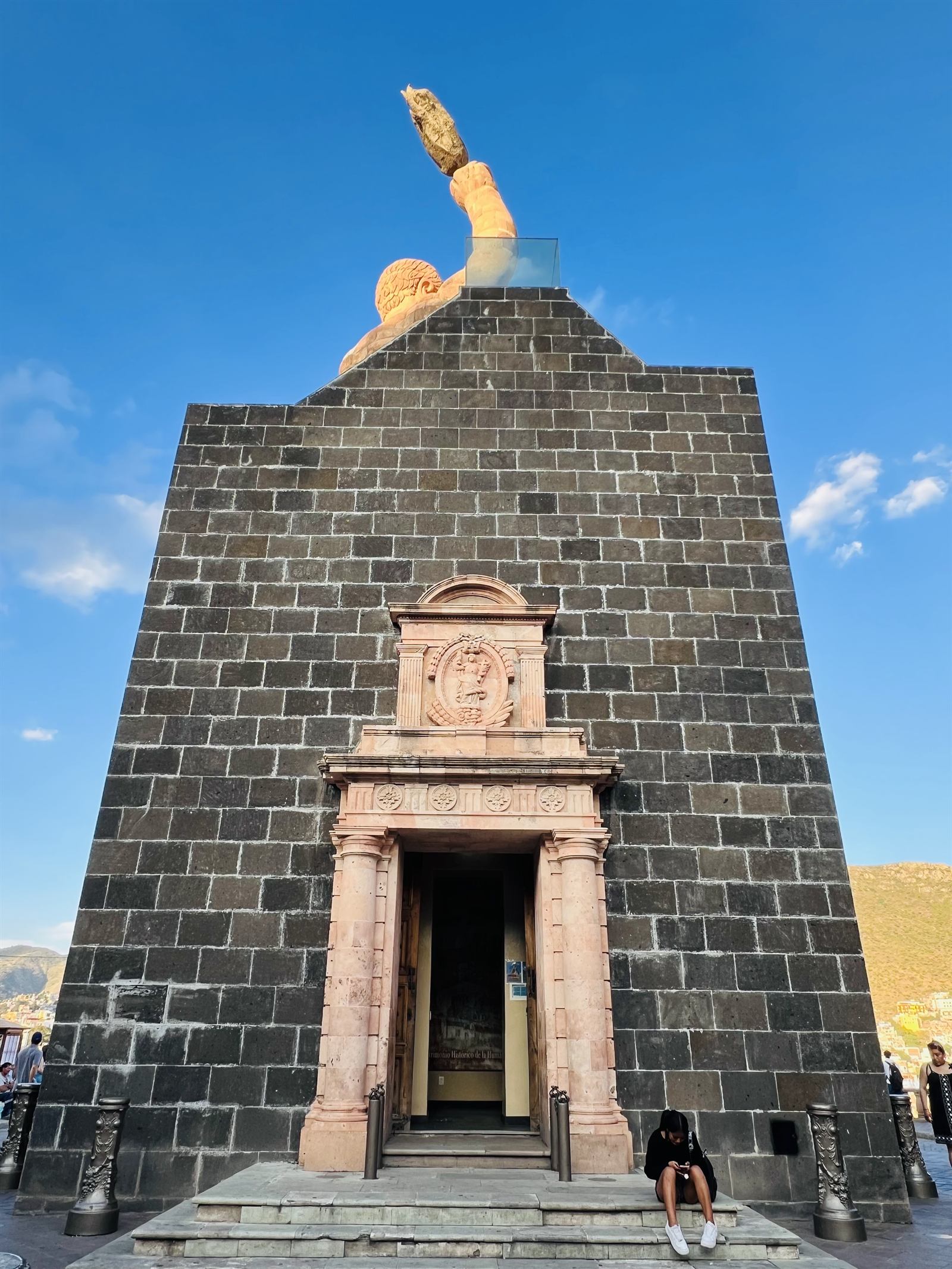 Monumento Al Pipila – Monument panoramic view
