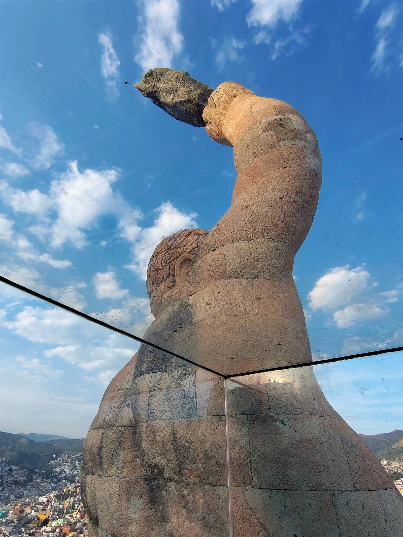 Monumento Al Pipila – Night lights